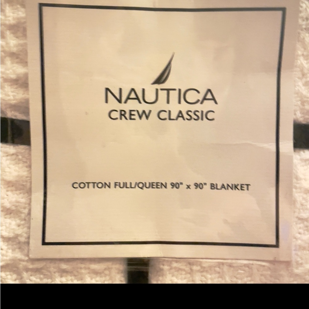 Nautica blanket is a beautiful white soft cotton knit